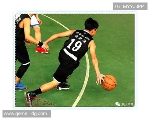 刘铮的成长之路:从篮球少年到职业球员的奋斗历程与心路历程 刘铮的成长之路:从篮球少年到职业球员的奋斗历程与心路历程